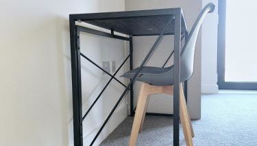 2 Bed Balcony Apt-Free Parking-Ideal for Work or Leisure - Foto 5