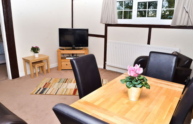 Wrenbury Mill Marina Apartments - Photo 5