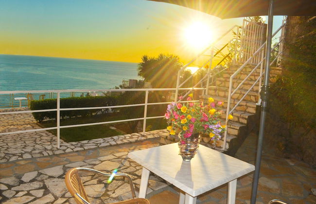 Studio Apartments Maria With Pool and Amazing View - Agios Gordios Beach - Photo 15