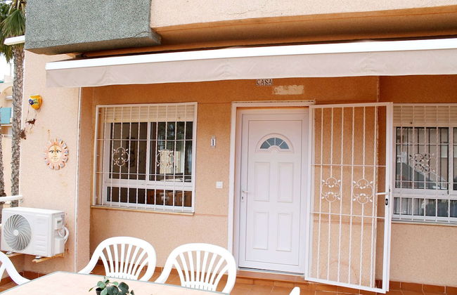 Bungalow With Stunning Sea Views, Just One Street From the Beach - Foto 36