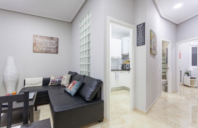 Beautiful Apt. Historic District - Sol - Photo 20