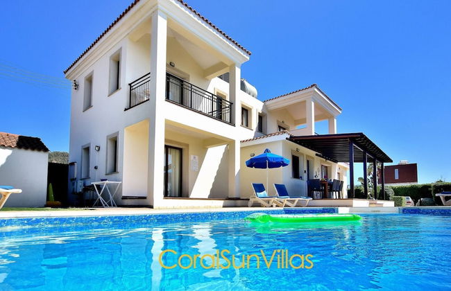 Nature - Direct To Sandy Beach, Impressive Villa, Quiet Area - Foto 29