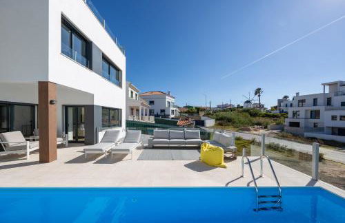 Silver Coast Beach Villa-Casa de Luxo com Piscina e Vista Mar - Photo 42