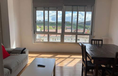 Amplio piso con vistas en la entrada del camino C4 - Photo 19