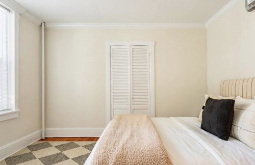 Dreamy 2BR in Downtown Princeton - Photo 23