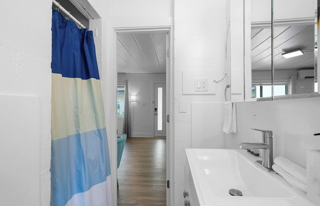 Chic City Retreat 93A Sleeps 2 - Foto 7