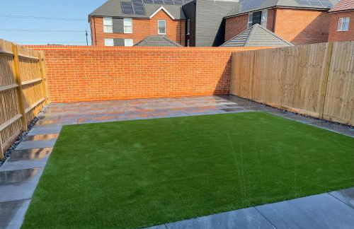 MODERN 4 BEDROOM HOUSE WITH GARDEN & PARKING - Foto 53