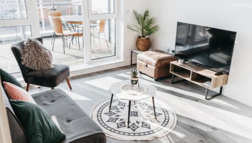 Oakgrove Apartment - 2 Bedroom with Terrance and private parking - Foto 4