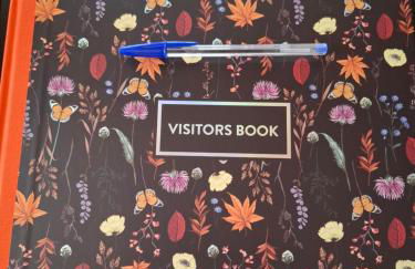 Caravan with hot tub at Tattershall lakes - Foto 38