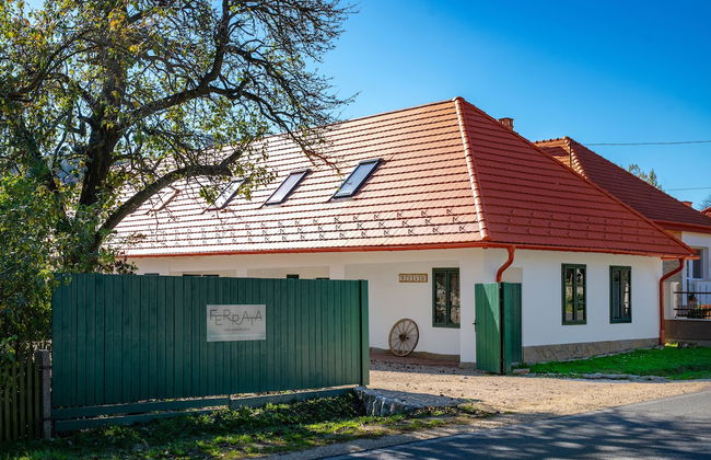 Ferrata Vár Vendégház - Foto 1