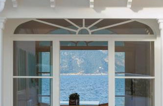 Veles Dos, villa con piscina frente al mar - Foto 2