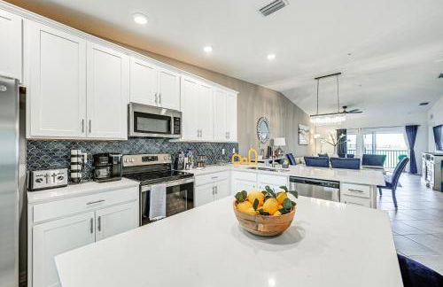 Ave Maria Golf Retreat with Resort Perks and Balcony - Photo 8