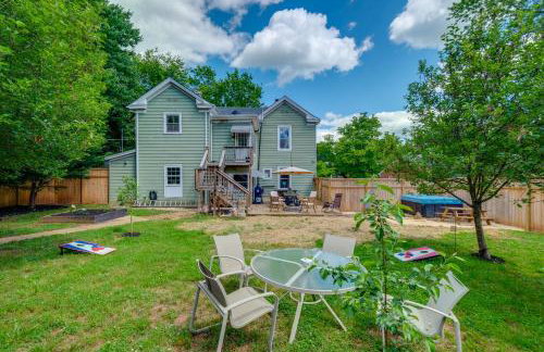 4 Mi to Liberty U Huge Home with Yard and Hot Tub - Foto 35