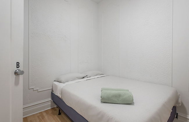 Beautiful Private Bedroom in Mile-End - Foto 10