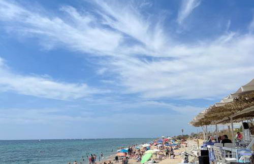 Apto en la playa a 20 min en tren de Barcelona - Foto 30