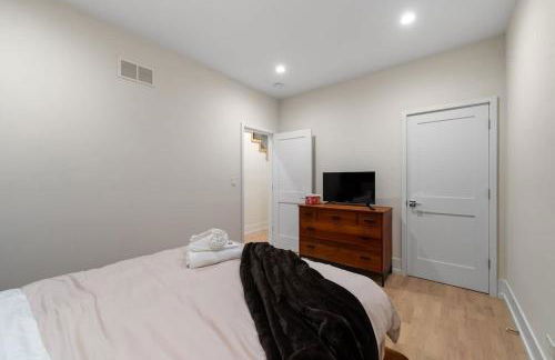 Stunning 5BR Home in Heart of Chicago with 2 Rooftops - Foto 55