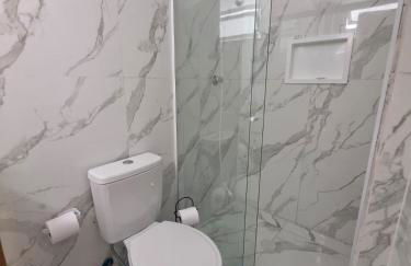 Studio com ar condicionado em frente a praia de Santos! - Foto 11