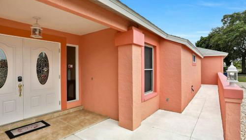 Renovated 3BR Dog Friendly Pond View W/D - Foto 2