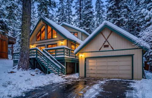 Near Northstar Wooded Retreat with Deck & Loft - Foto 38