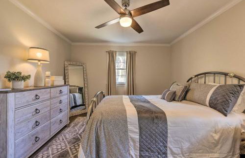 Mattituck Home with Fireplaces - Near Wineries - Foto 18