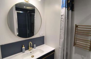 T2 -55m2- Elégant et chaleureux - Foto 12