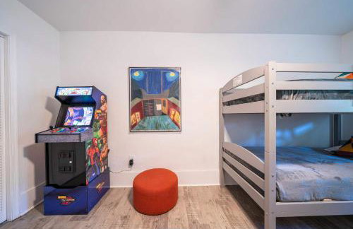 New Villa Jungle Paradise Heated Pool BBQ Soccer - Foto 41