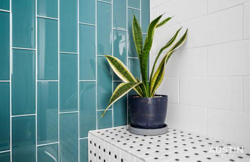 Impressive East Austin Gem Home That Has it All - Foto 31