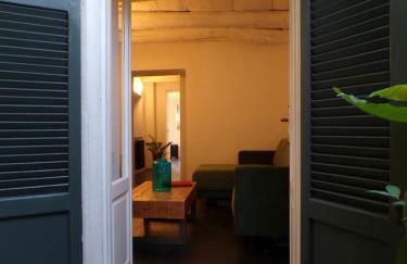 Elegant Traditional Home Steps from the Lake, with Garden and Panoramic Terrace - Photo 30