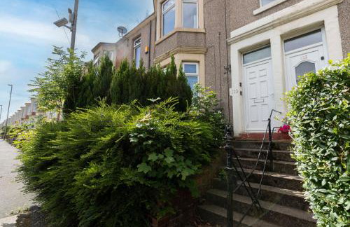 Charming and comfortable property by Our Home Short Stays very spacious with super fast WiFi close to the Metro Centre and Newcastle City Centre - Foto 9