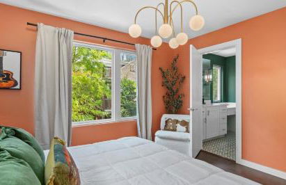 Spacious Group Home Near Rainey - Pool, Hot Tub - Foto 40