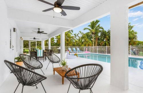 Blue Heron fish, boat, wine, dine, relax, repeat - Foto 4