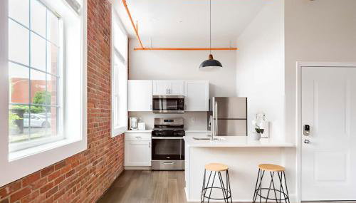 Jennifer's Historic Loft Glass Bedroom - Foto 2