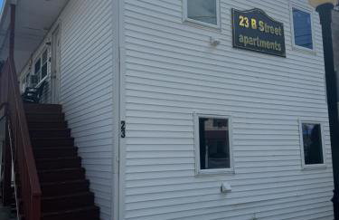 23 B ST APARTMENTS - Photo 3