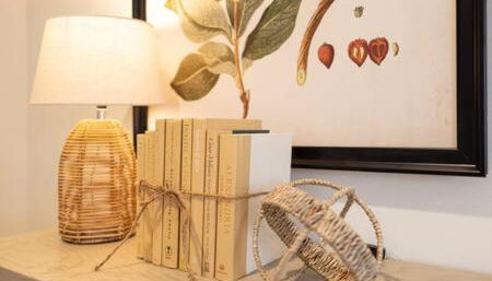 Downtown Luxury Farmhouse Apartment #4 - Photo 5