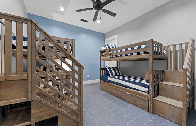 Blue Heron by Avantstay Lakefront, Dock, Pool, Theater Sleeps 22 - Foto 48