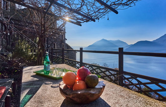 2 bedroom Apartment in Bellano with garden and terrace - Photo 25