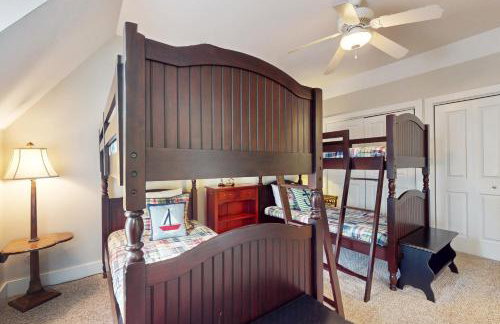 Seaglass Lakeshore Cottage - Foto 23