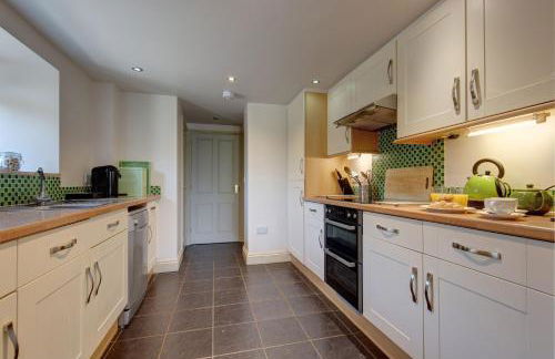 Riding Stable, Rookery Farm - Photo 8