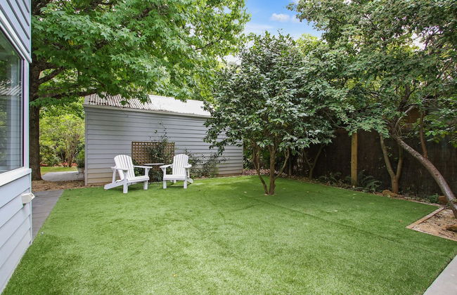 Marshmallow Retreat - Photo 14