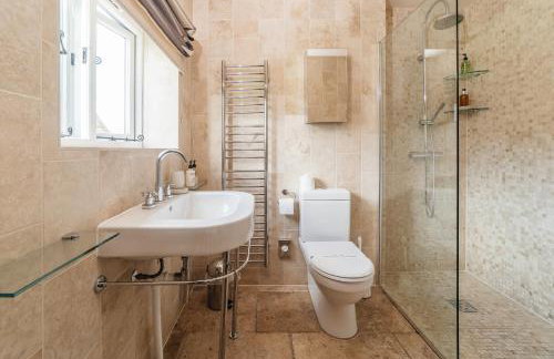 Barn Owl Lodge at Millfields Farm Cottages - Photo 11