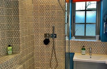 The BeeKeepers - Homely Luxurious Self Catering - Foto 21