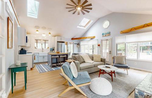 Livywood Cottage - Photo 5