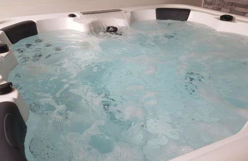 Magnificent 18th Century, 5 Star Luxury Spa - Photo 59