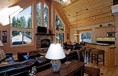 Red Cedar on North Shore - Beautiful 3BR w Gorgeous Furnishings in Tahoe City - Foto 18