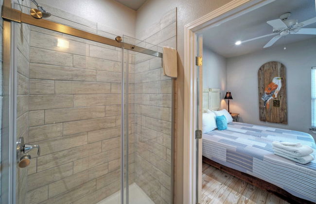 2 Homes, Sleeps 16, Shared Pool+boat Dock Laguna Village Serenity by Avantstay - Foto 18