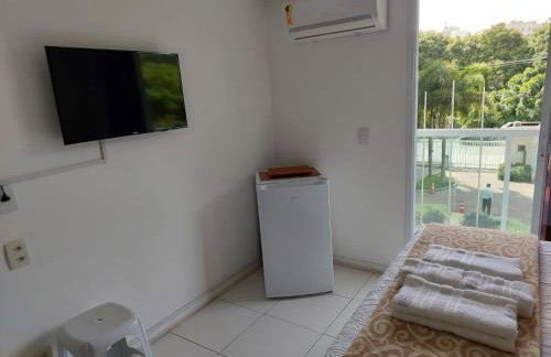 SUÍTE RIOCENTRO- ÓTIMA LOCALIZAÇÃO- BARES E PRAIAS - Foto 7