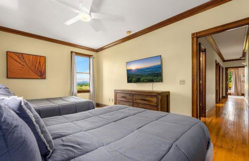 Luxury Getaway Home with Panoramic Views, Pool & Hot Tub! - Foto 33