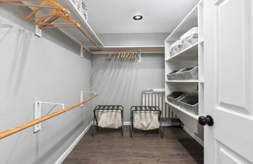 4000 SF, 20 Acre Gated Luxe Estate, Game Room, Pano View, Pool, Spa - Foto 25