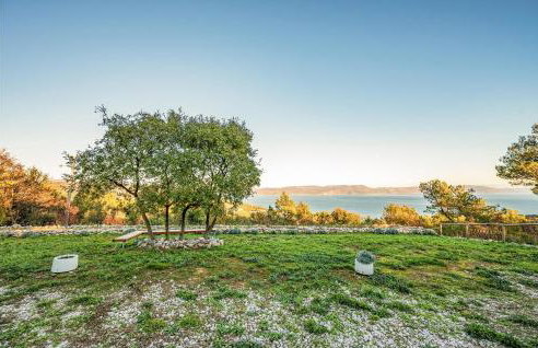 Stunning Apartment In Gondolici - Foto 16