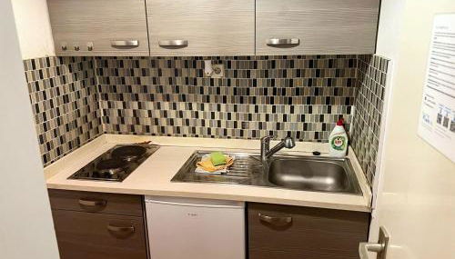 Budget Apartments Deutz - Foto 4, stove